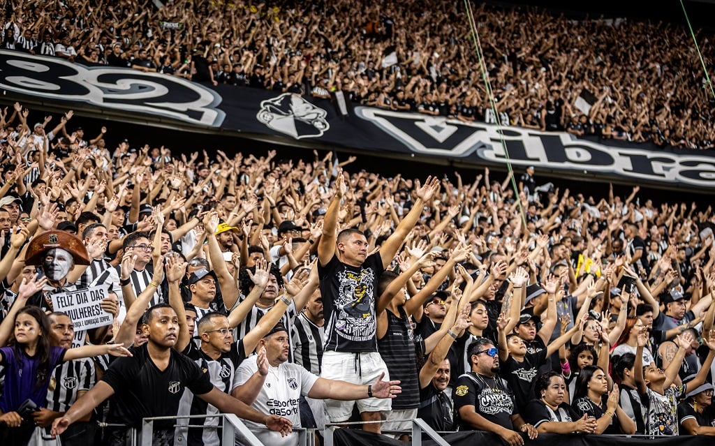 Confira detalhes da venda de ingressos para o Clássico-Rei nesta quarta-feira, 8