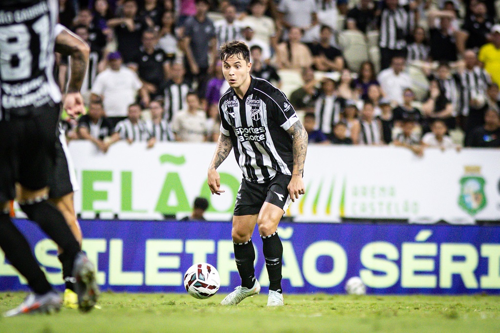 Emocionado ao fim da vitória contra o Sport, Zanocelo celebra retorno ao time e exalta trabalho do CESP
