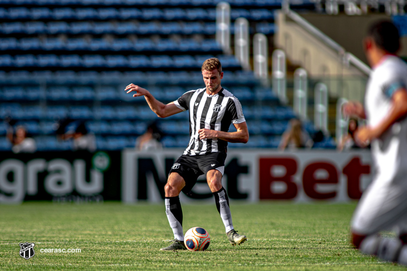 Um dos destaques do Vozão em 2020, zagueiro Klaus comenta sobre atividades no período sem competições oficiais