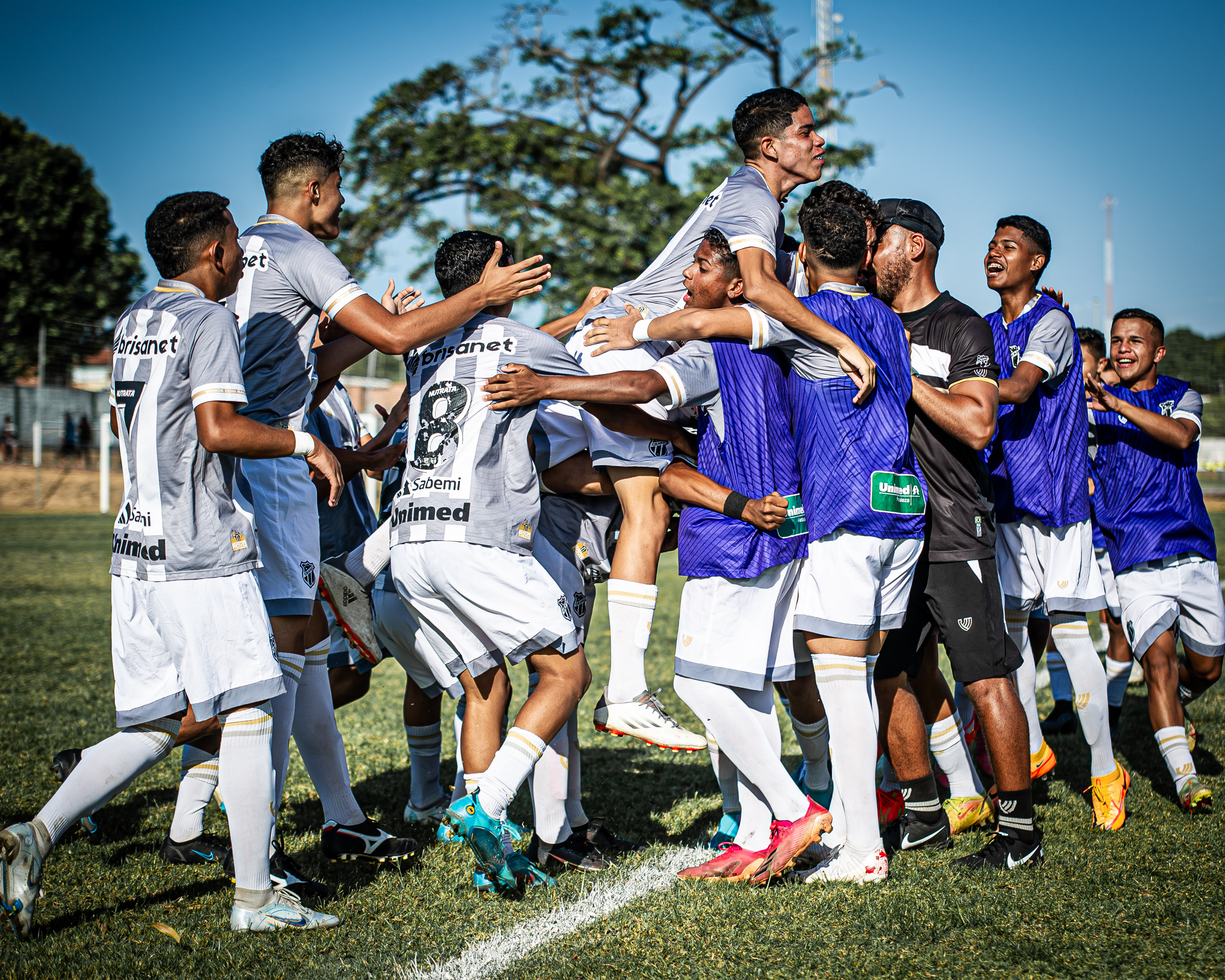Sub-15: Ceará vence o Floresta e se isola na liderança do Campeonato Cearense