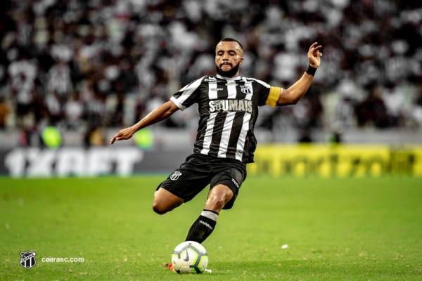 Samuel Xavier fala da necessidade de concentração máxima diante do Fluminense 