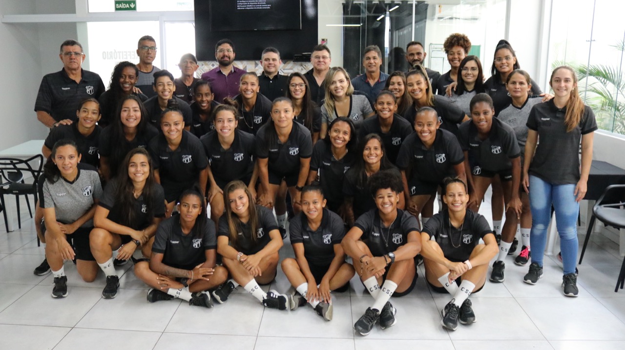 Futebol Feminino: Diretoria executiva realiza almoço com atletas do Vozão na sede do clube