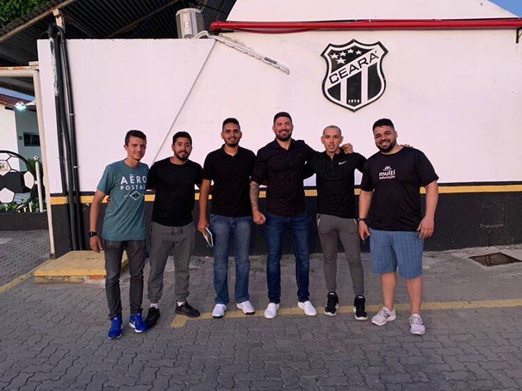 Profissional referência na Fisiologia e na Preparação Física visita CT de Porangabuçu