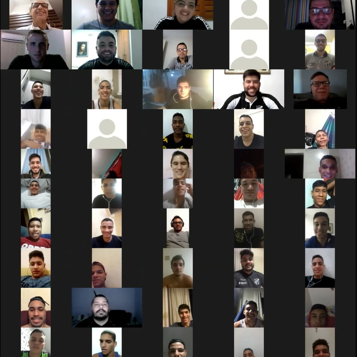 William Klaus participa de conversa com atletas da base alvinegra sobre gerenciamento financeiro e de carreira