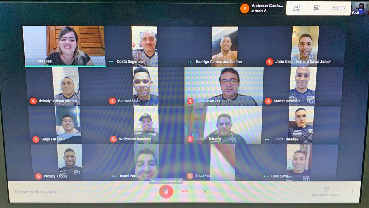 Atacante Rodrigão participa de bate-papo virtual com atletas do Futsal adulto do Vozão