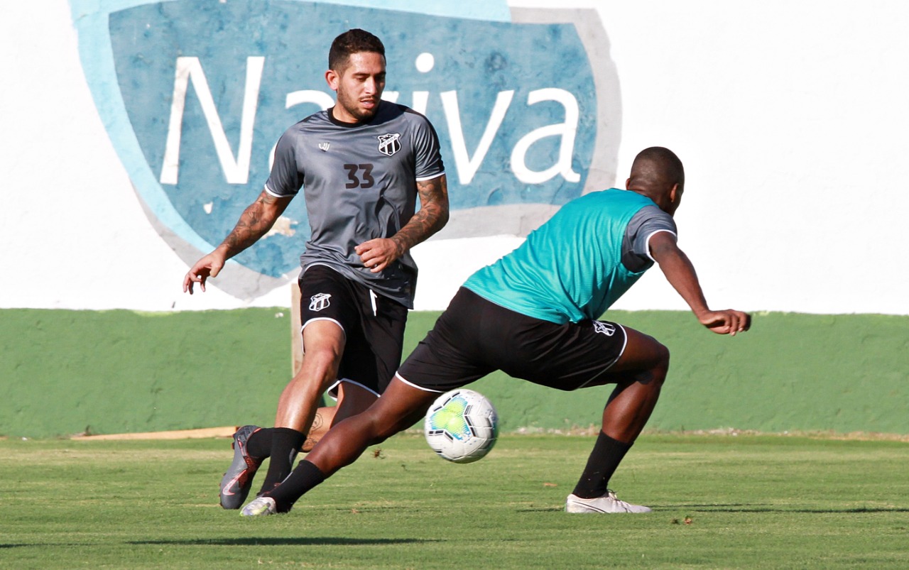 Em Goiânia, Ceará finaliza preparação para encarar o Atlético