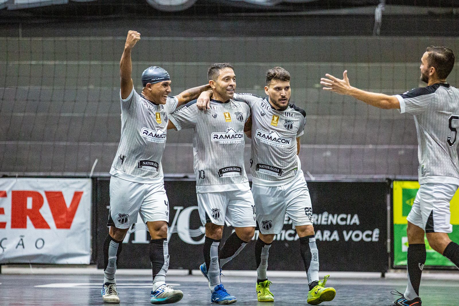 Futsal: Ceará goleia Fortaleza por 8 a 3 e continua 100% no Campeonato Cearense