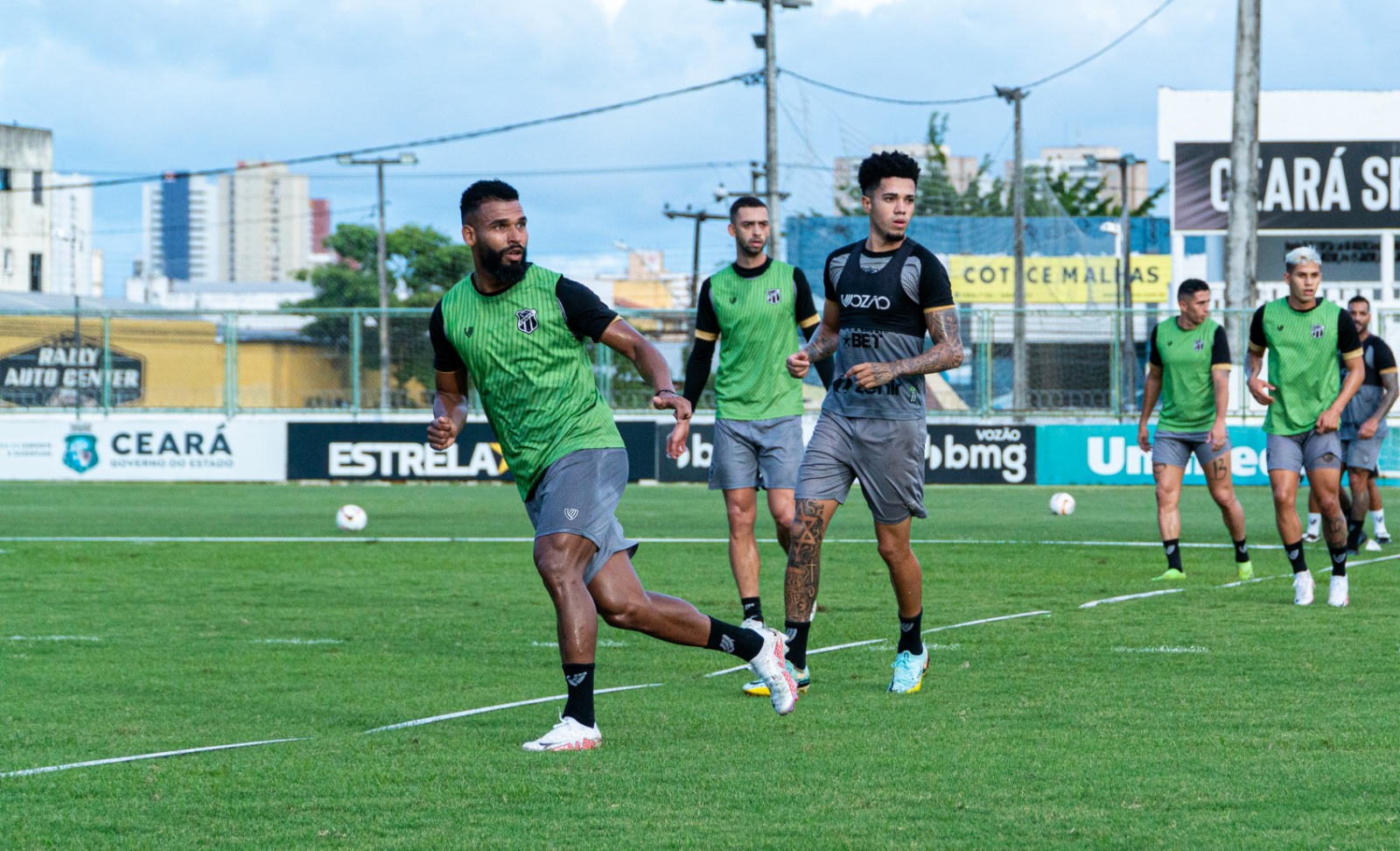 Com dois dias de preparação entre um Clássico-Rei e outro, Ceará se reapresenta em Porangabuçu