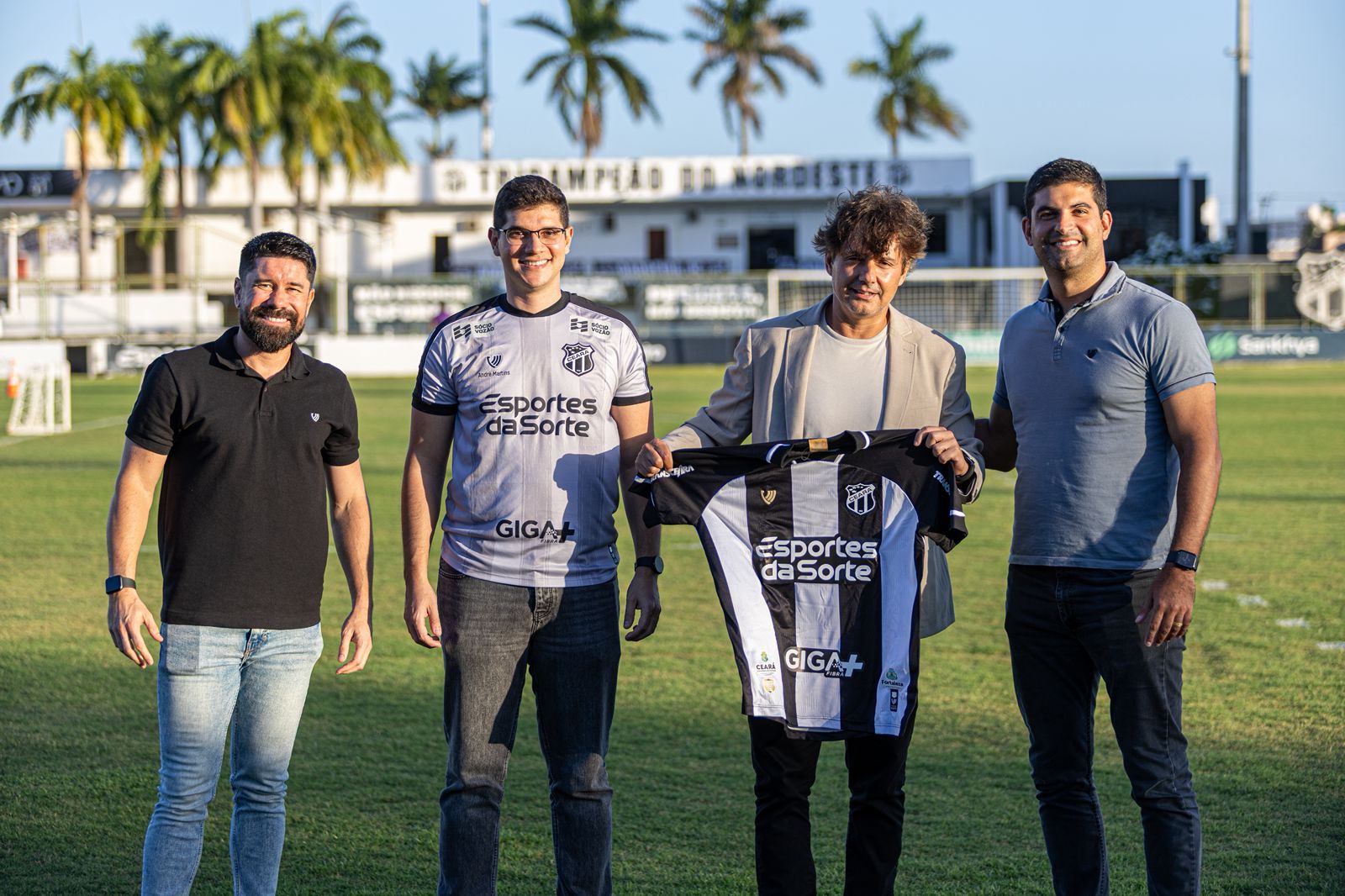 Preparador físico da Seleção Brasileira, Cristiano Nunes visita Ceará e conhece metodologia aplicada no Clube