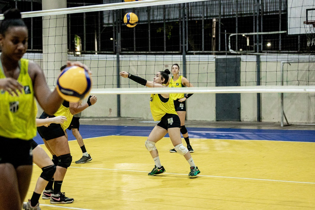 Vôlei: Ceará inicia penúltima semana do ano com atividades na academia e na quadra