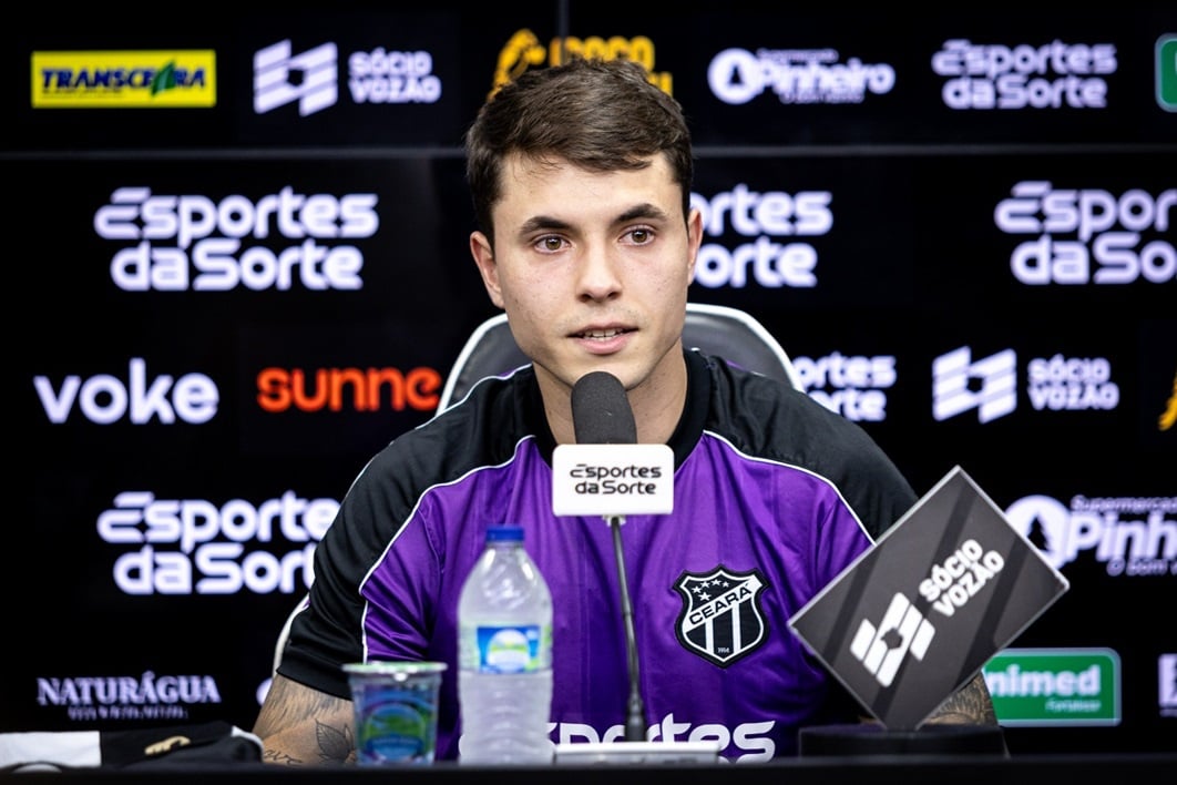 Zanocelo desabafa em coletiva e explica decisão de continuar no Ceará: "É um privilégio estar aqui"