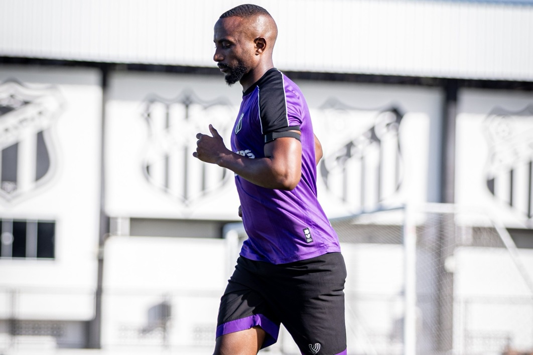 Dieguinho finaliza etapa com a fisioterapia e inicia período com preparação física