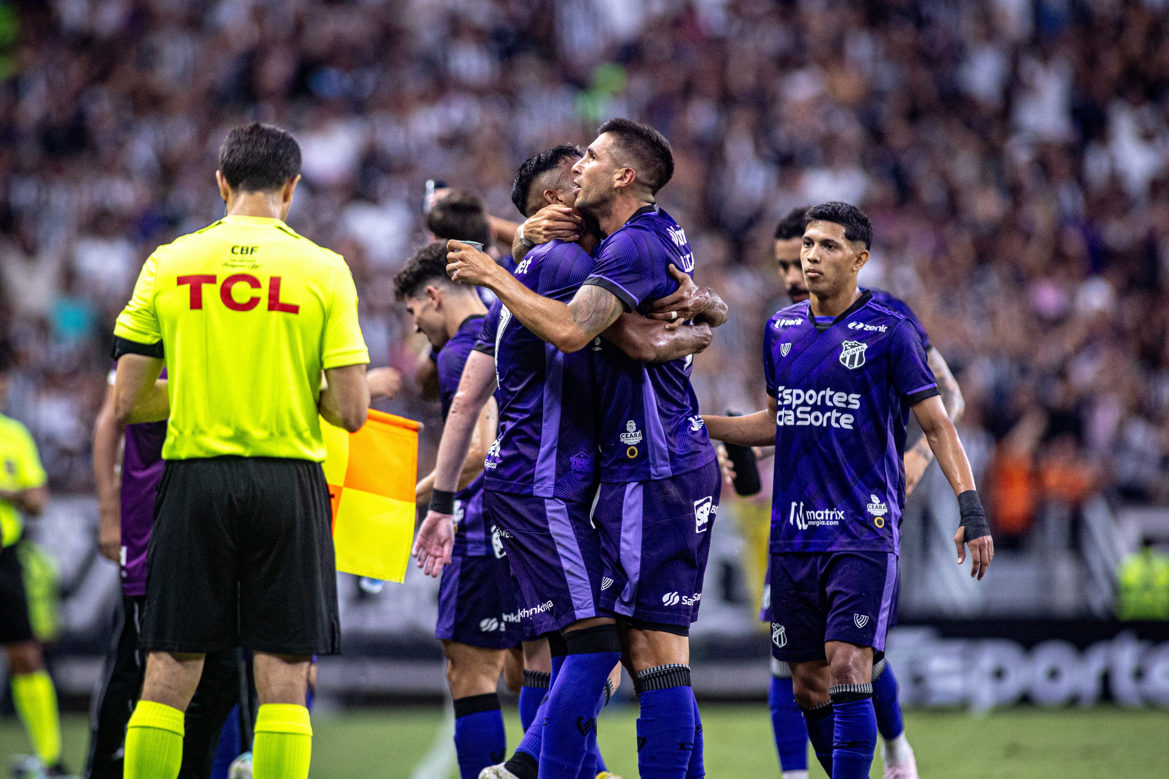 Camp. Brasileiro: Com gol de Lucas Mugni, Ceará vence a Ponte Preta/SP por 1 a 0 na Arena Castelão