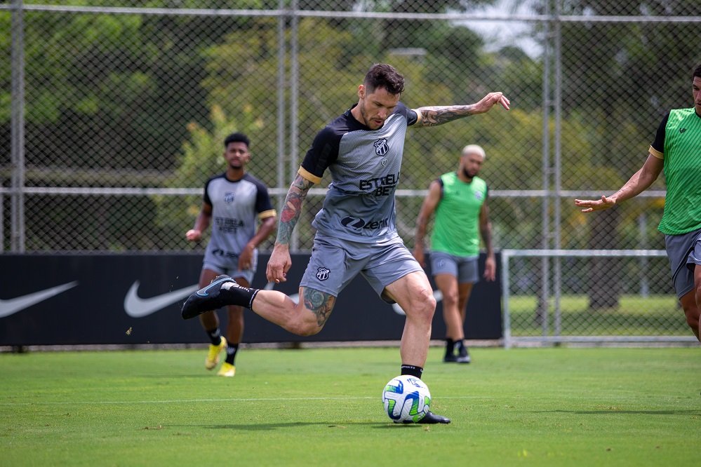 Com treino apronto, Ceará encerra a preparação para a estreia na Copa do Brasil