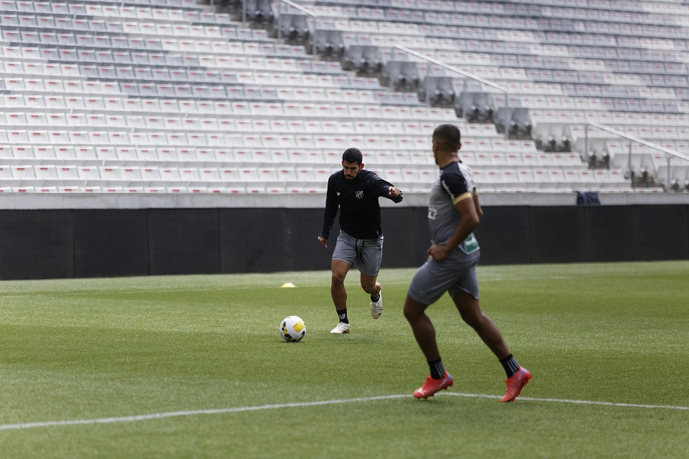 Ceará faz último treino antes de enfrentar o Athletico