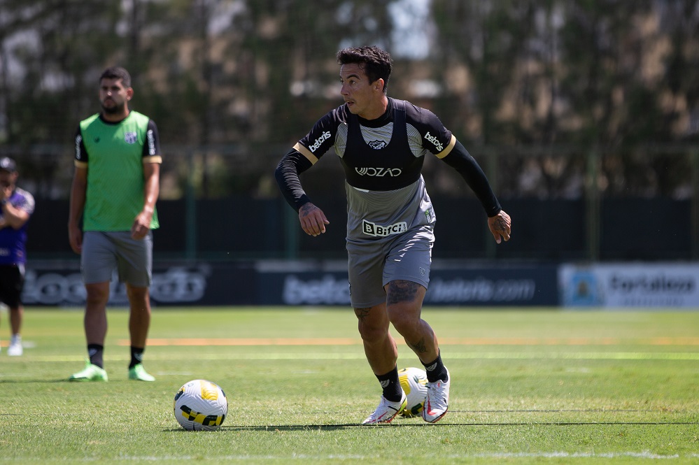 Vozão treina de olho no duelo da 32ª rodada do Brasileiro
