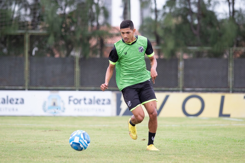 Ceará faz primeiro treino da semana pensando no Criciúma