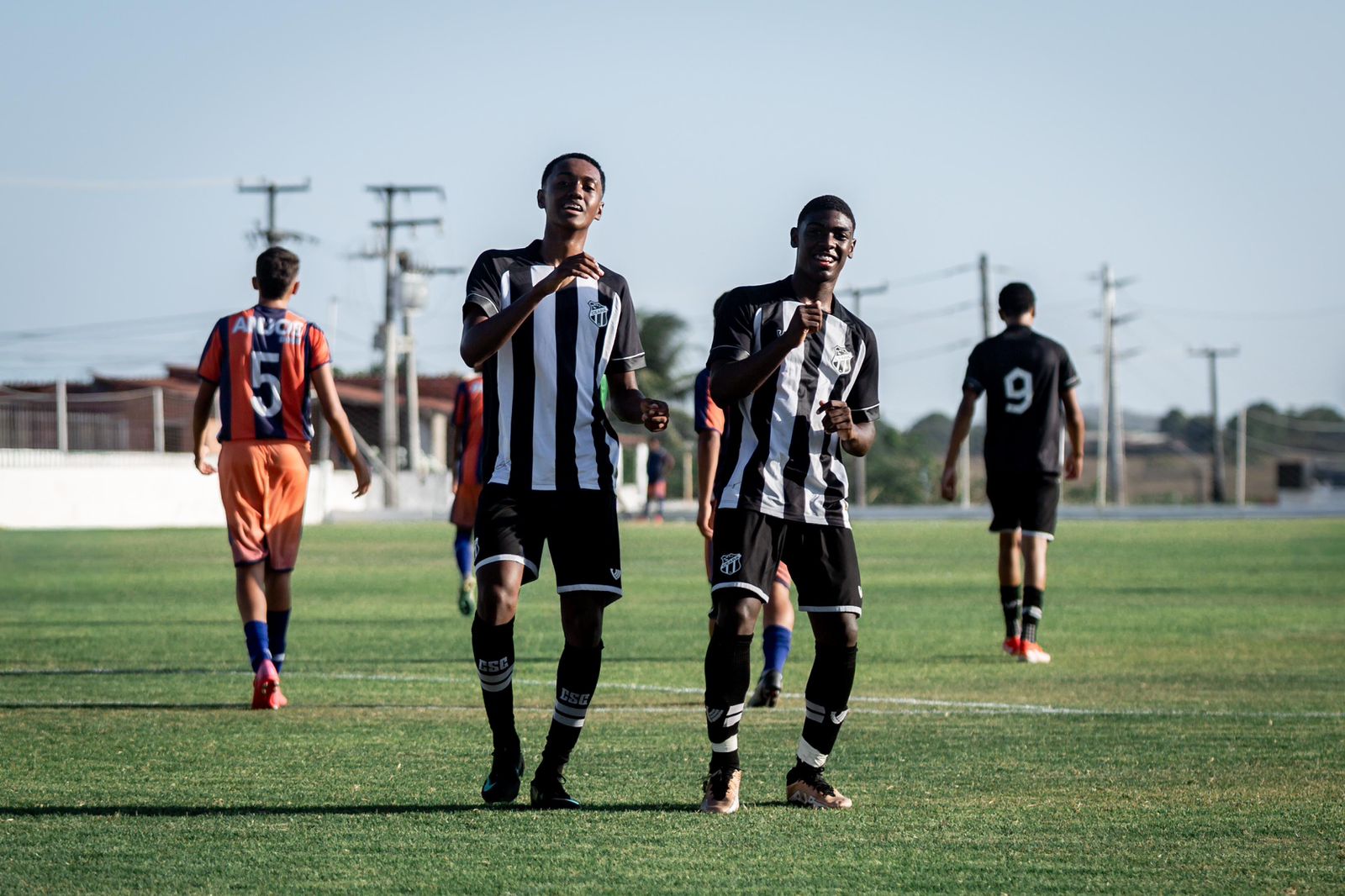 Sub-15: Pela penúltima rodada do Campeonato Cearense, Ceará supera o Anjos do Céu por 3 a 1