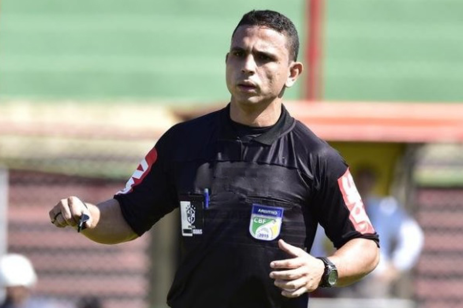 Definido o trio de arbitragem para o jogo entre Uniclinic e Ceará