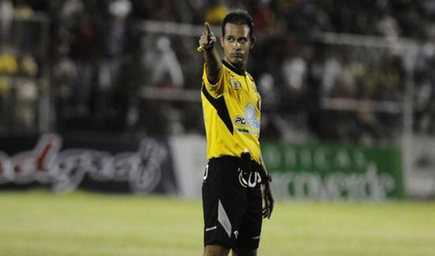 Pernambucano Sebastião Rufino Ribeiro Filho apita Londrina x Ceará
