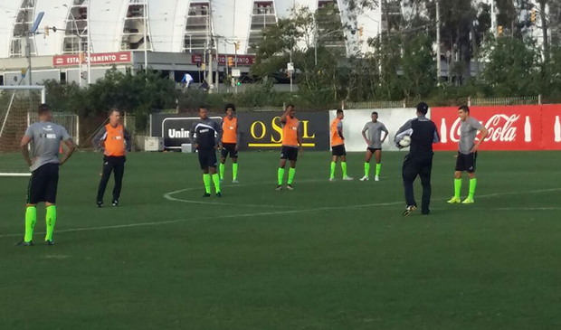 Vozão treina no CT do Beira Rio em Porto Alegre