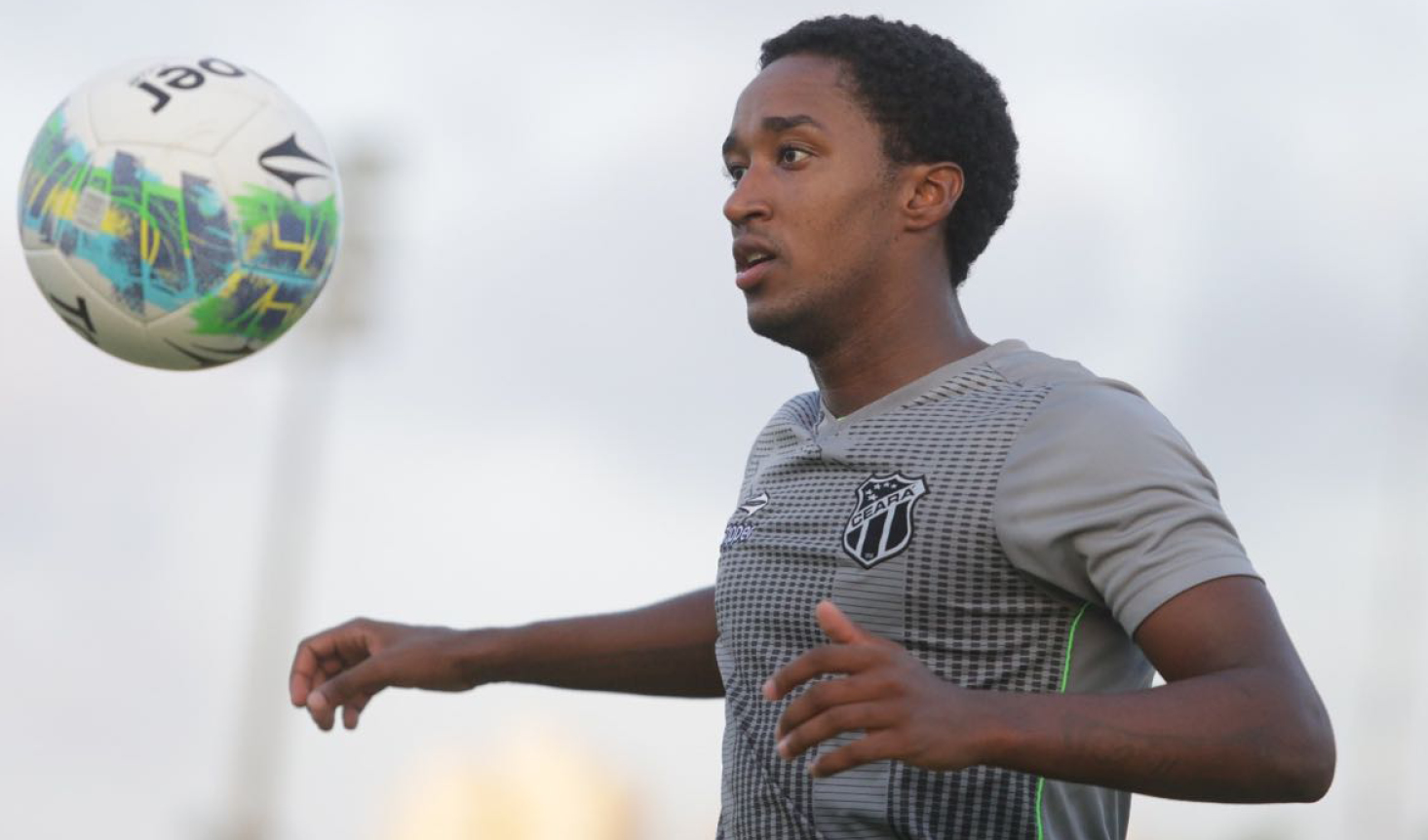  Guilherme Biteco volta aos treinos com bola em Poraganbuçu