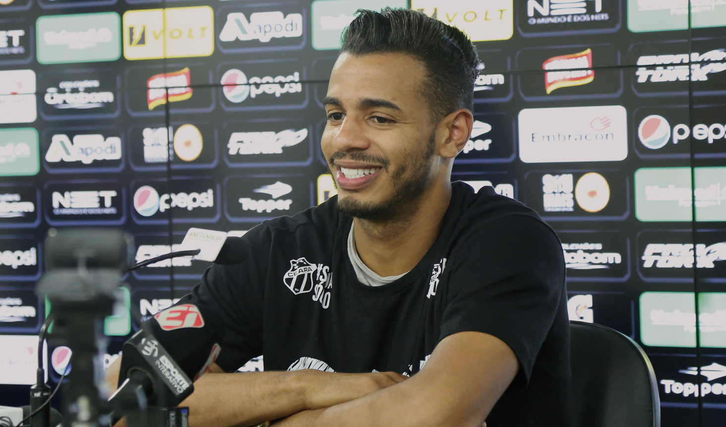 Volante Diego Felipe é apresentado em Porangabuçu