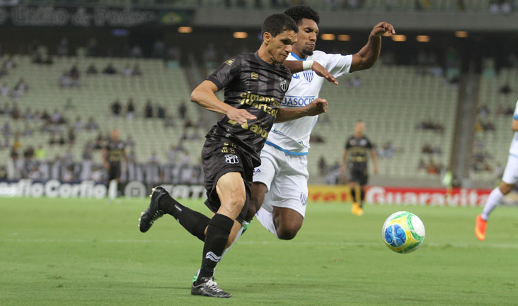 Magno Alves marca duas vezes, mas Vozão só empata com o Avaí