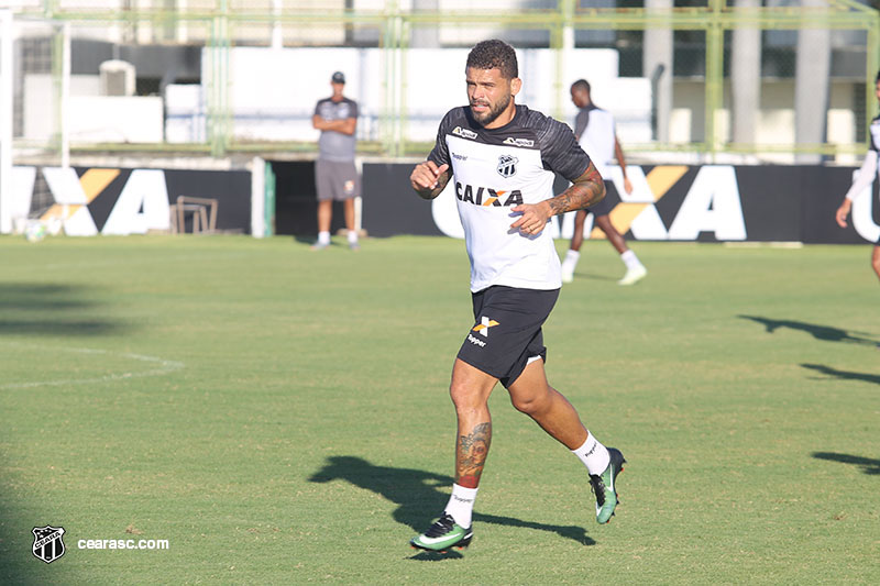 Edinho vê Ceará em crescente evolução para "decisão" contra o Vasco