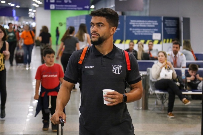 Ceará embarca para enfrentar a Chapecoense