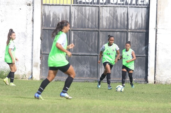 Futebol Feminino: Ceará continua preparação para o jogo contra o Cruzeiro