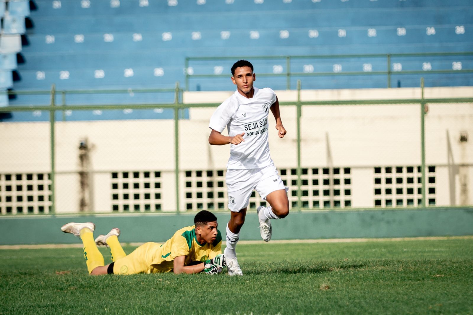 Sub-17: Estreando no Cearense, Ceará goleia o Acopiara por 7 a 0