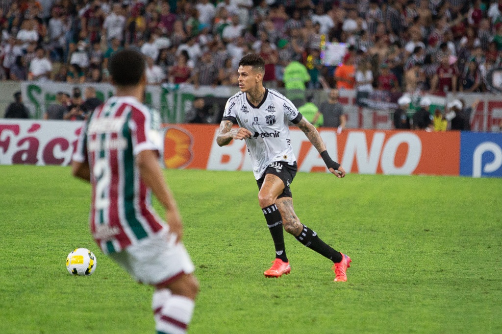 Série A: Fora de casa, Ceará cria bastante, mas é superado pelo Fluminense