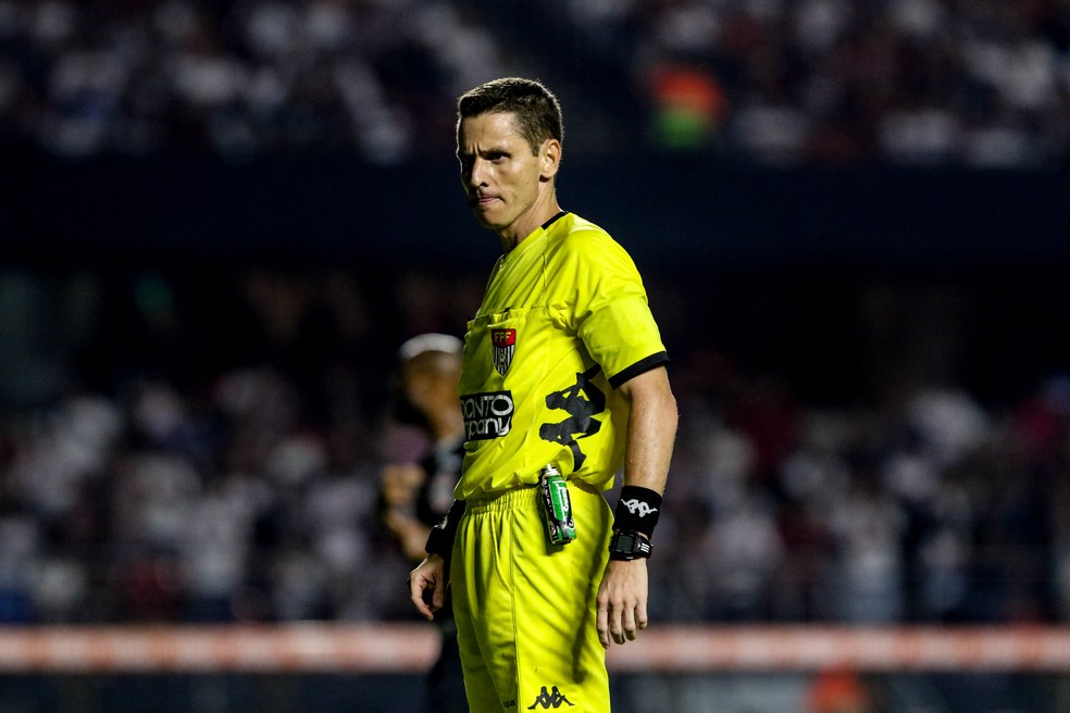 Trio paulista comandará arbitragem da partida Ceará x Atlético-GO, pelo Campeonato Brasileiro