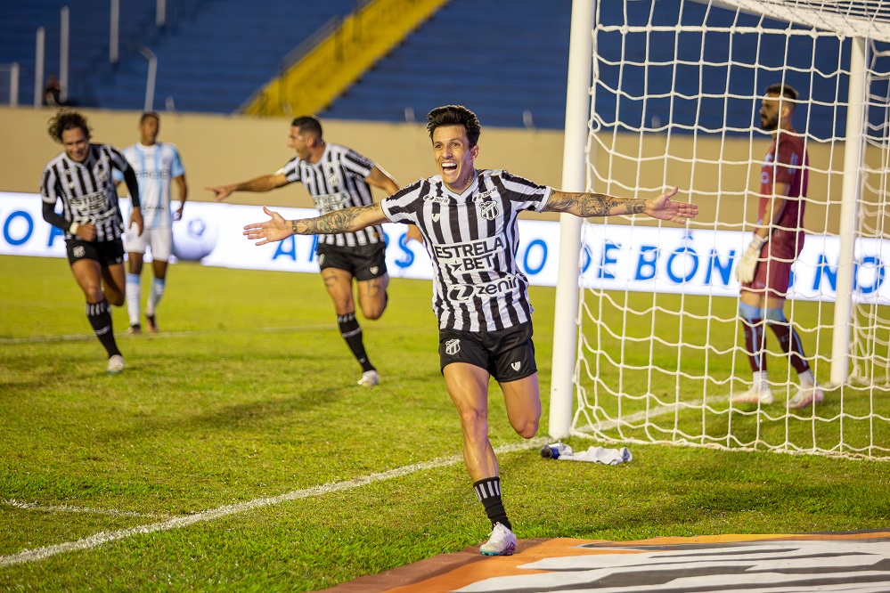 Ceará vence o Londrina por 3 a 1 e emplaca terceira vitória seguida no Campeonato Brasileiro