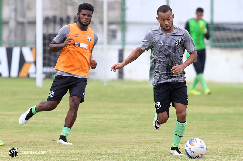 Vovô realiza treino apronto e já concentra para decisão contra o Tubarão