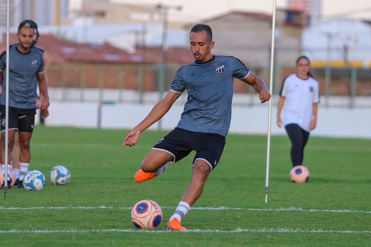 Lima, em sua terceira passagem pelo Ceará, destaca a importância de fazer uma boa pré-temporada