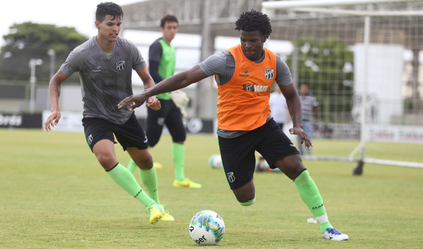 DM alvinegro reduziu em quase metade o tempo de recuperação do zagueiro Sandro 