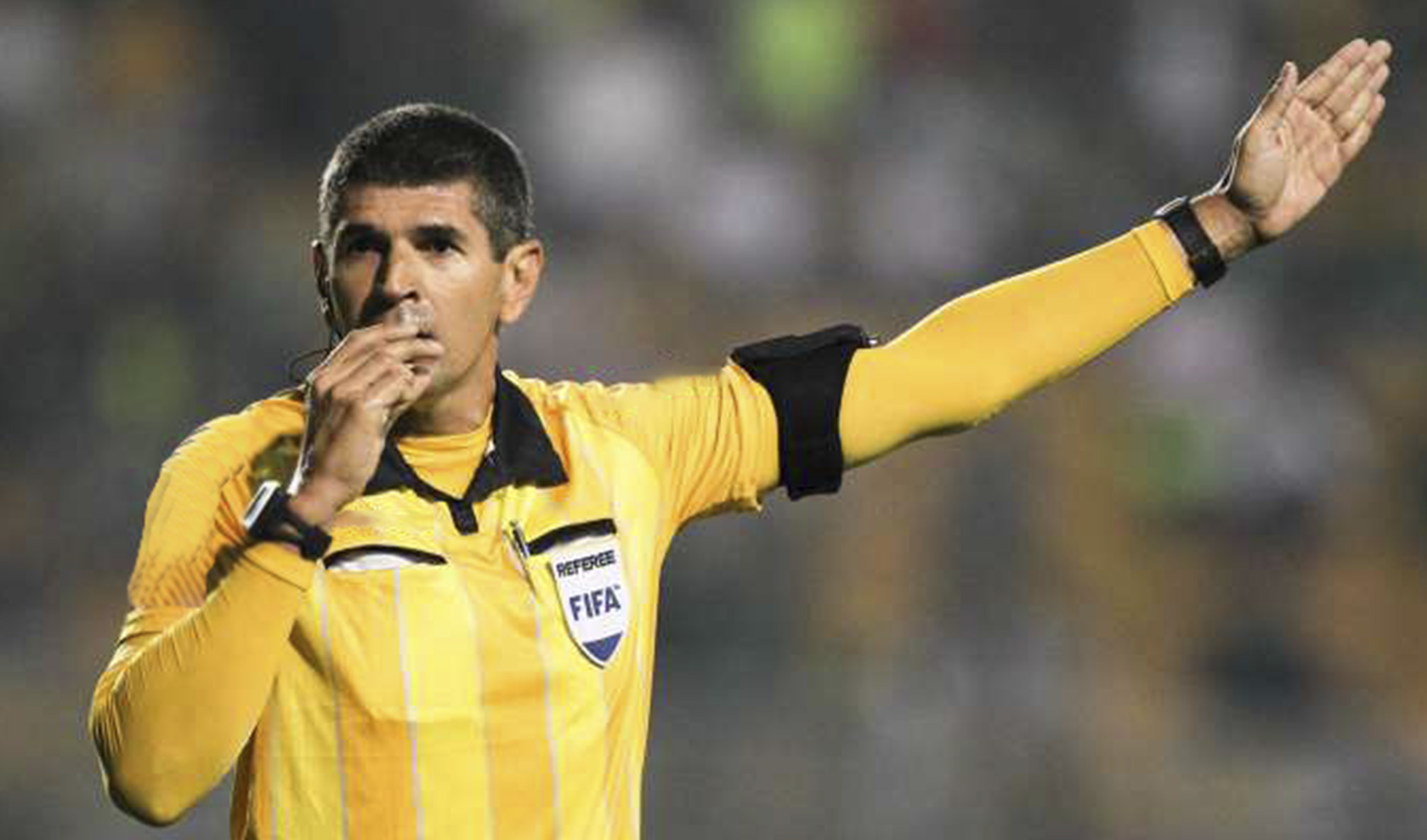 Confira o trio de arbitragem para a partida entre Ceará x Vila Nova