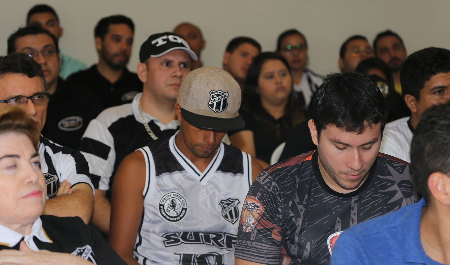 Torcedores se reúnem e debatem ideias em prol do Ceará S.C