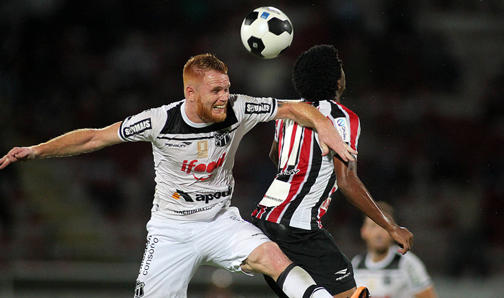 Ceará sai na frente, mas acaba sofrendo virada com gol no fim