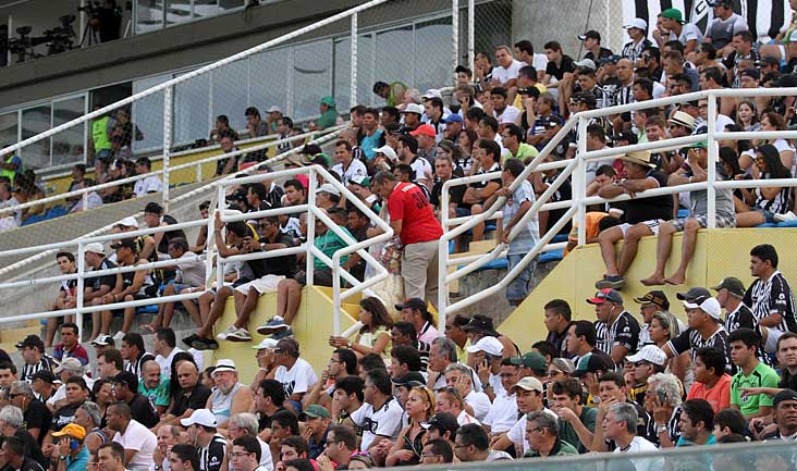 Com preços promocionais, ingressos para Ceará x Confiança continuam à venda