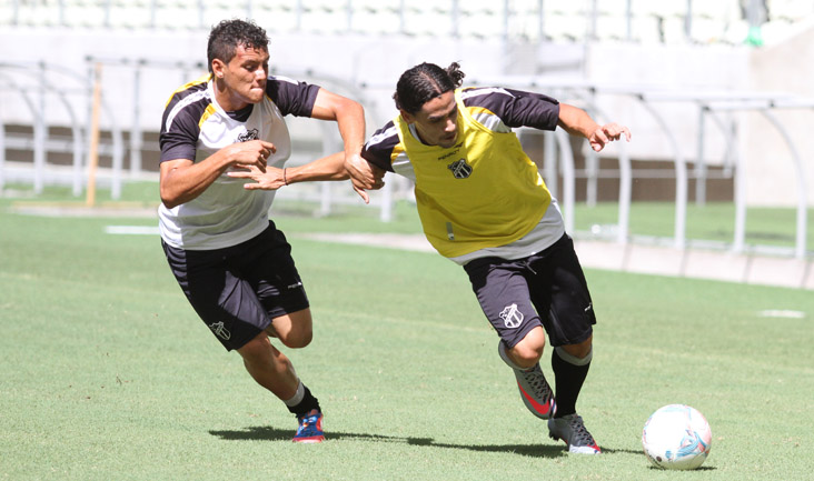 No Castelão, Sérgio Guedes comandou mais um coletivo com o grupo