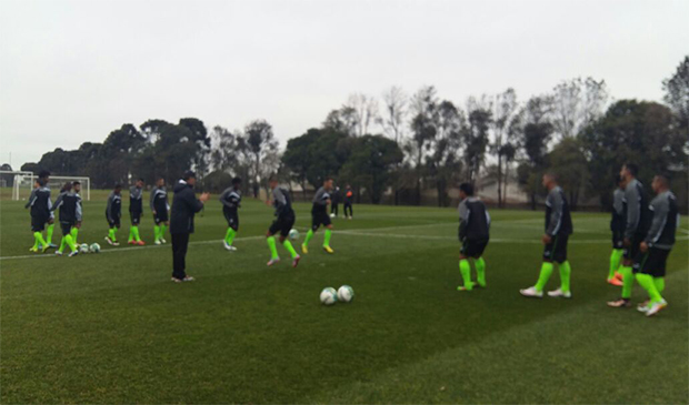 Ceará encerra treinamentos em Curitiba 